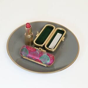 Seashell Pattern Mirrored Lipstick Case | Pink/Green